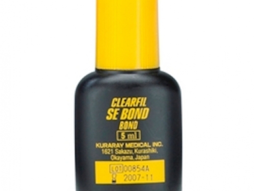 clearfil se bond vloeistof 5 (productfoto)