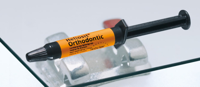 tetric plus composiet syringe starter kit (productfoto)