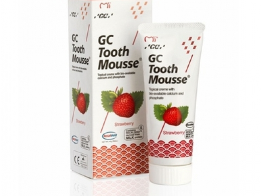 tooth mousse aardbei tube 35 (productfoto)